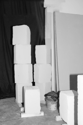 Easy-Center is a duo focusing on Scenography, Installation and Set Design