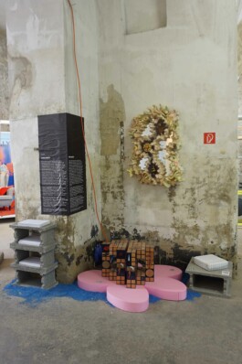 Easy-Center is a duo focusing on Scenography, Installation and Set Design